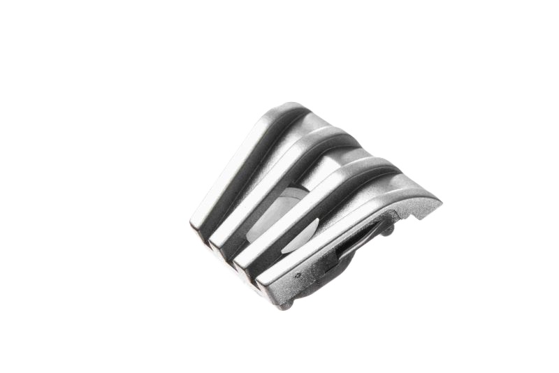 Naheaufnahme eines Staub- und Wasserfilters für Dräger Pac 8000 und 8500, robustes Design in Silber.