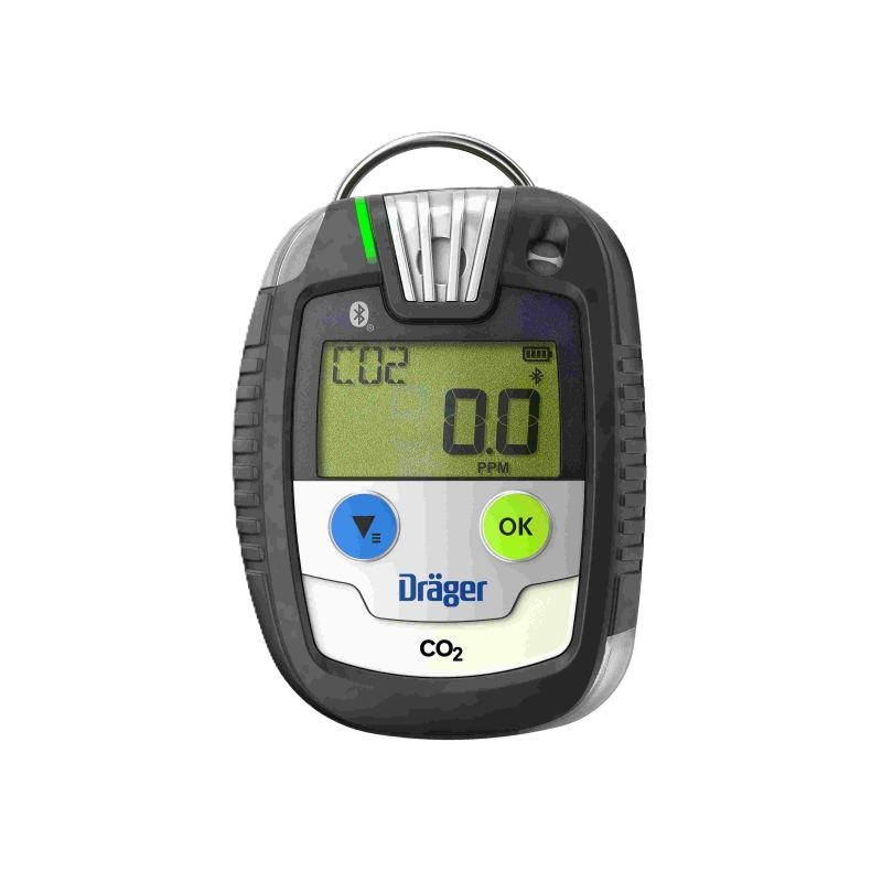 Dräger CO2-Messgerät für Sicherheitstechnik Tragbares CO2-Messgerät mit digitalem Display, zeigt 0 ppm CO2. Firmenlogo und Bedienelemente sind sichtbar.