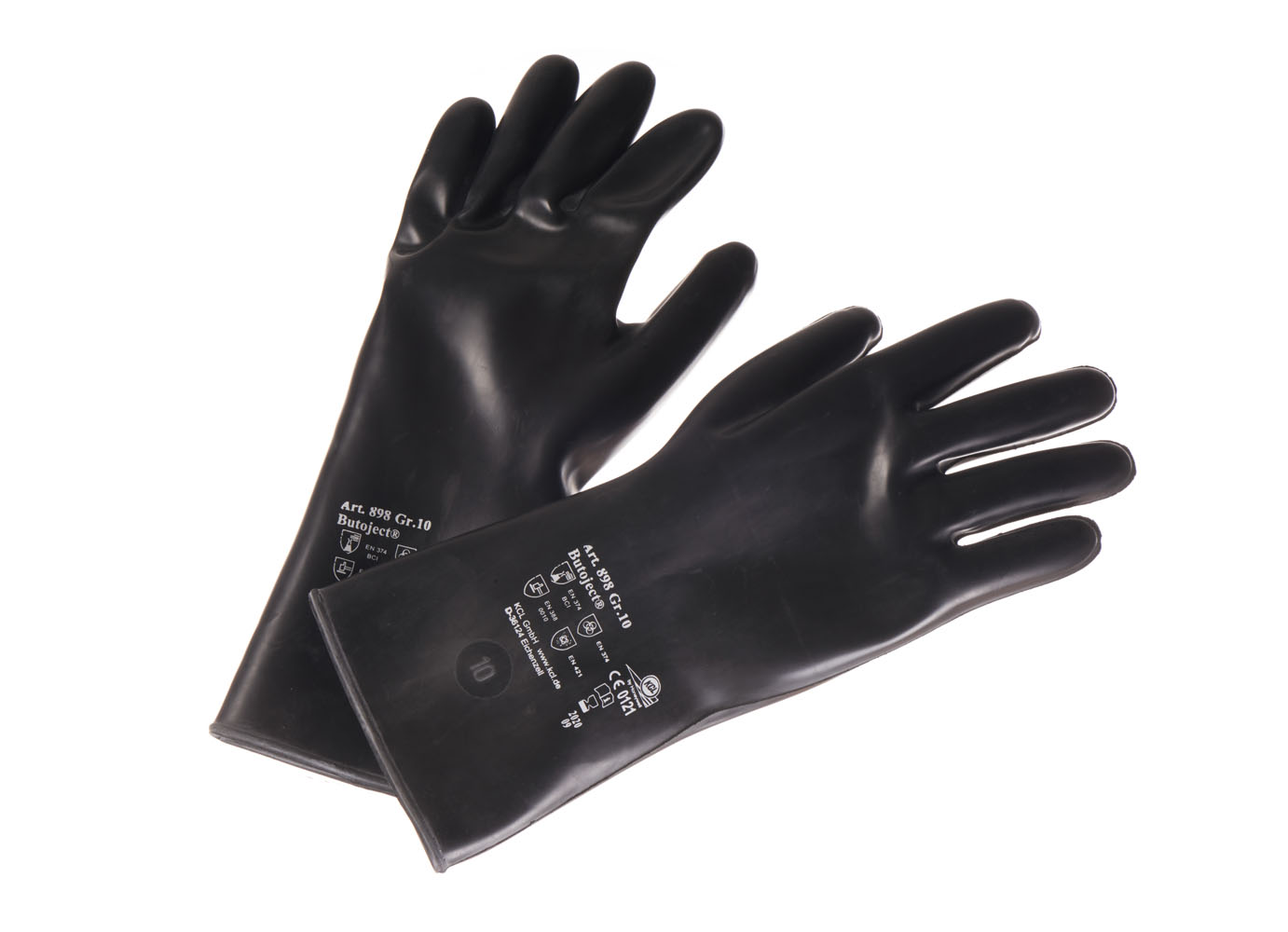 Schwarze Schutzhandschuhe aus Butyl, nahansicht auf Handflächen.