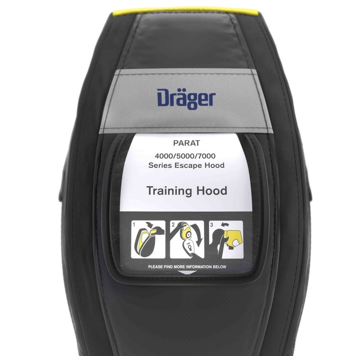 Draeger Parat Training-Fluchthaube im Softpack mit Hinweisschild vorne.