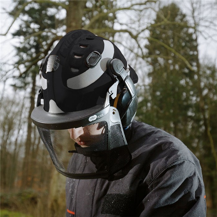 Schwarzer HPS 3500 Helm mit Schutzvisier