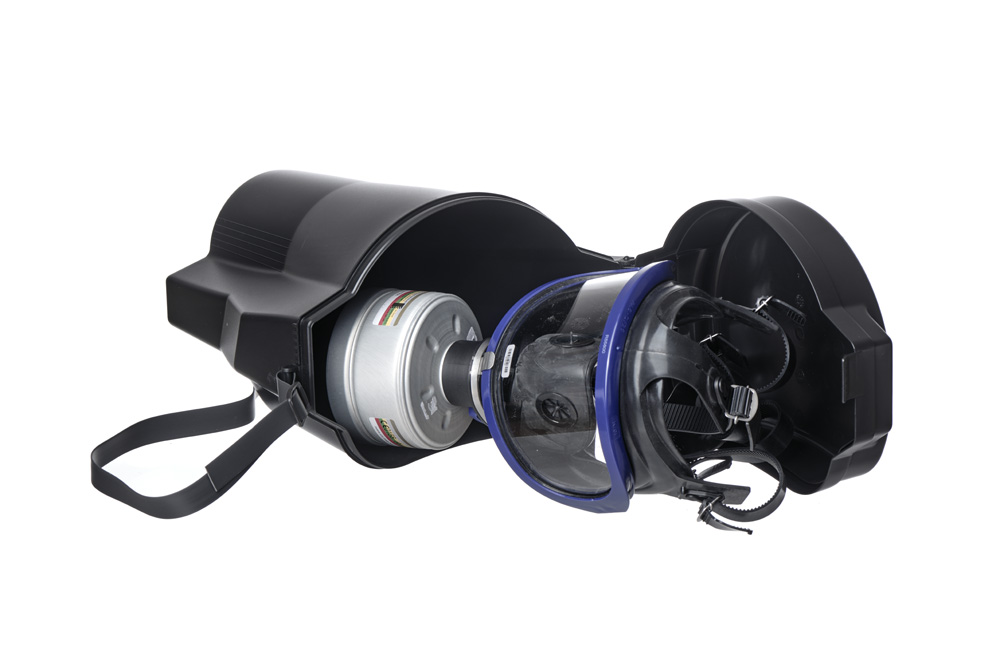 Dräger Atemschutzgerät in Tasche Geöffnetes Atemschutzgerät von Dräger mit leichter Transporttasche.