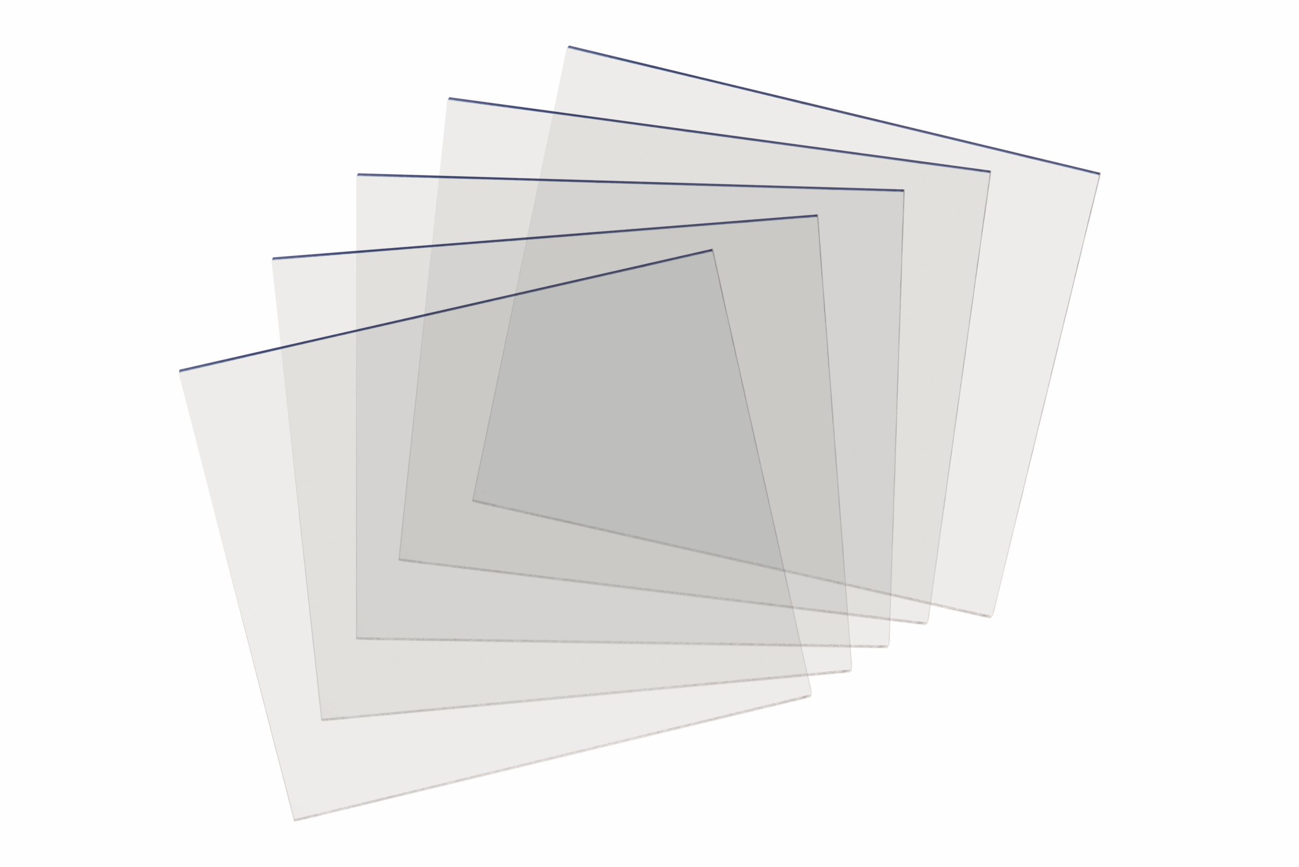 Mehrere transparente, rechteckige Vorsatzscheiben.