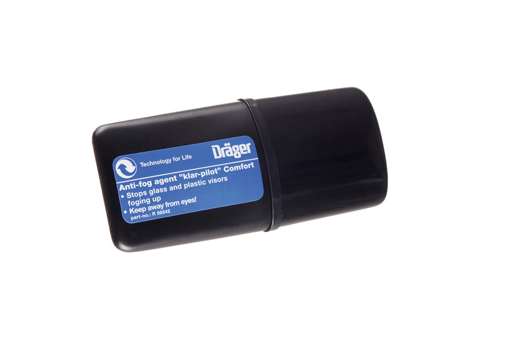 Schwarze Flasche mit Dräger Anti-Beschlagmittel für Glas und Kunststoffoberflächen.