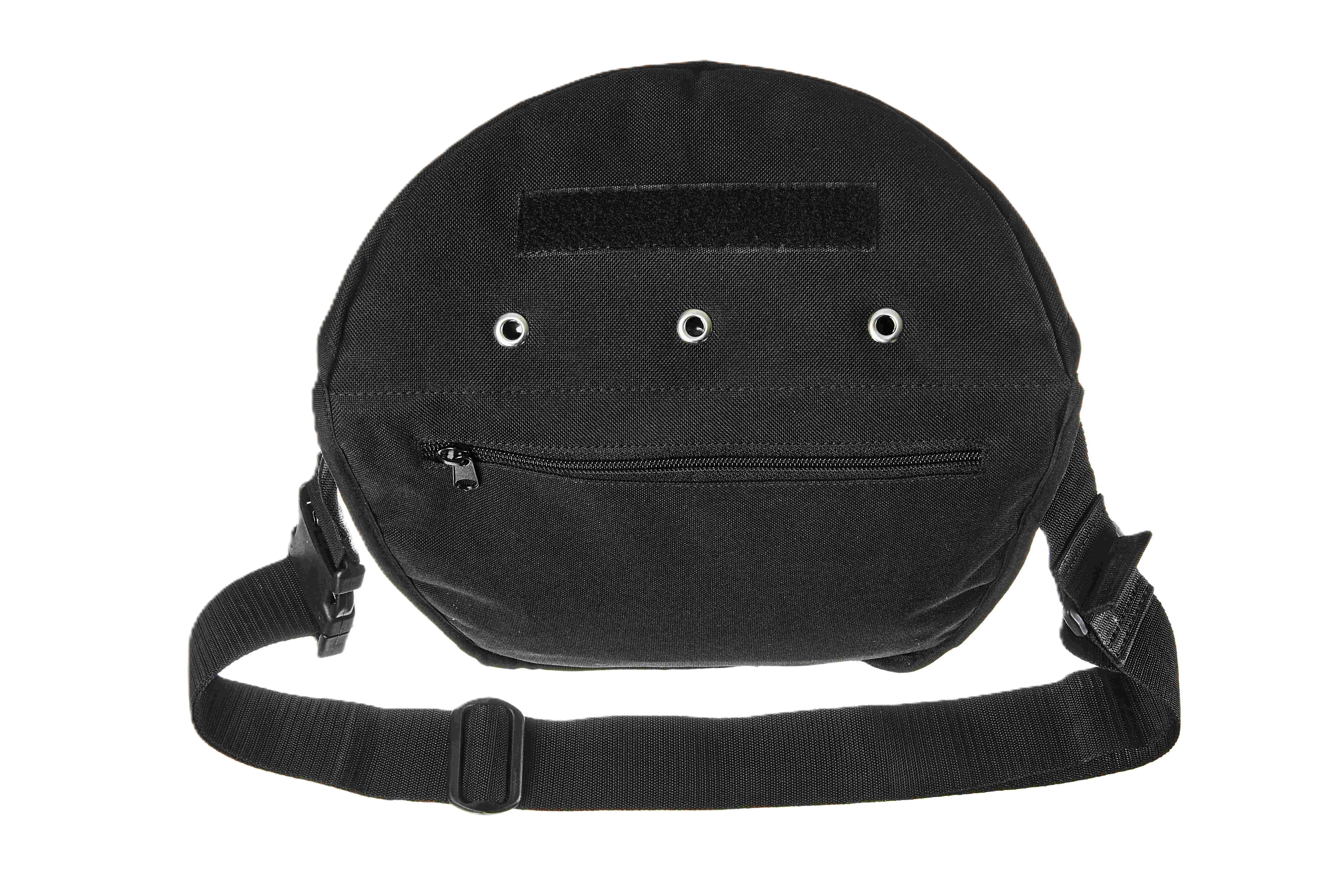 Runde schwarze Tasche mit verstellbarem Gurt und Reißverschluss.