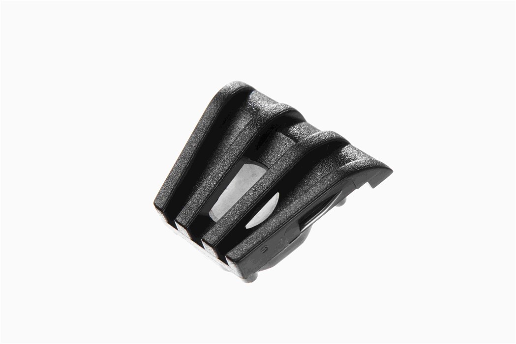 Schwarzes Sensorgitter von Dräger Schwarzes Sensorgitter mit mehreren parallelen Streben.