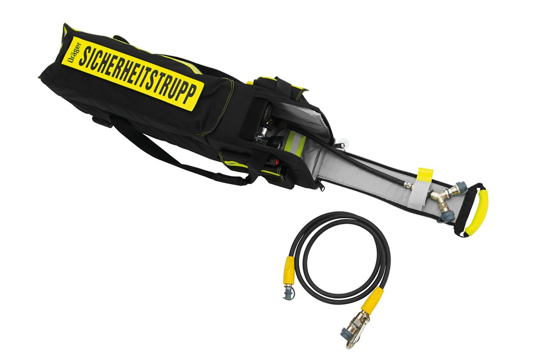 Dräger Sicherheitstechnik Schutz-Ausrüstung Rettungstrupp-Ausrüstung mit Schlauch und Tragebeutel.